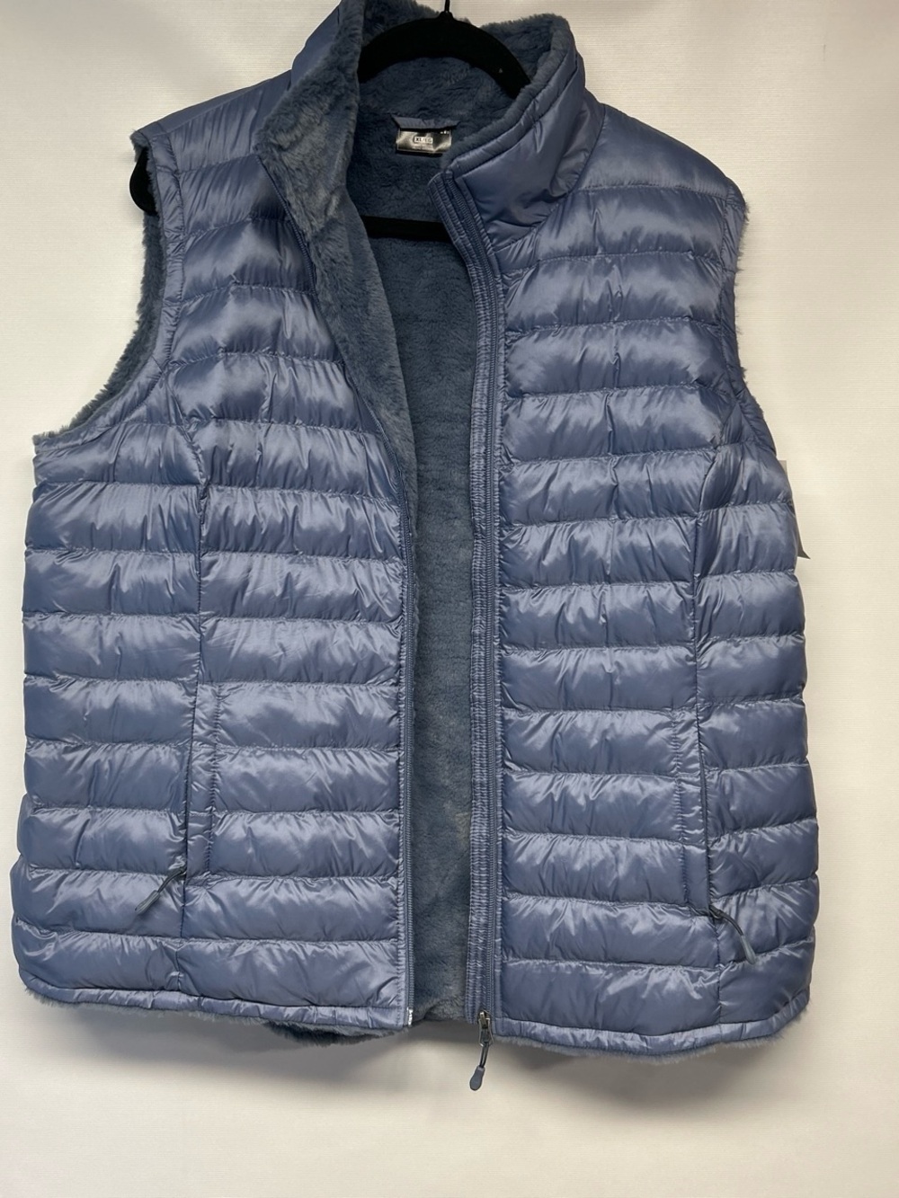 32 Degrees Women's Puffer Vest in Dusty Blue